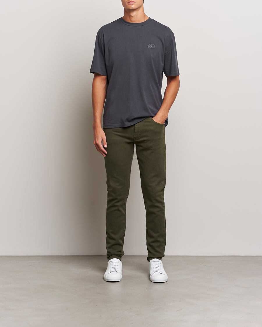 Homme | Pantalons | J.Lindeberg | Jay Solid Twill Stretch Jeans Forest Green