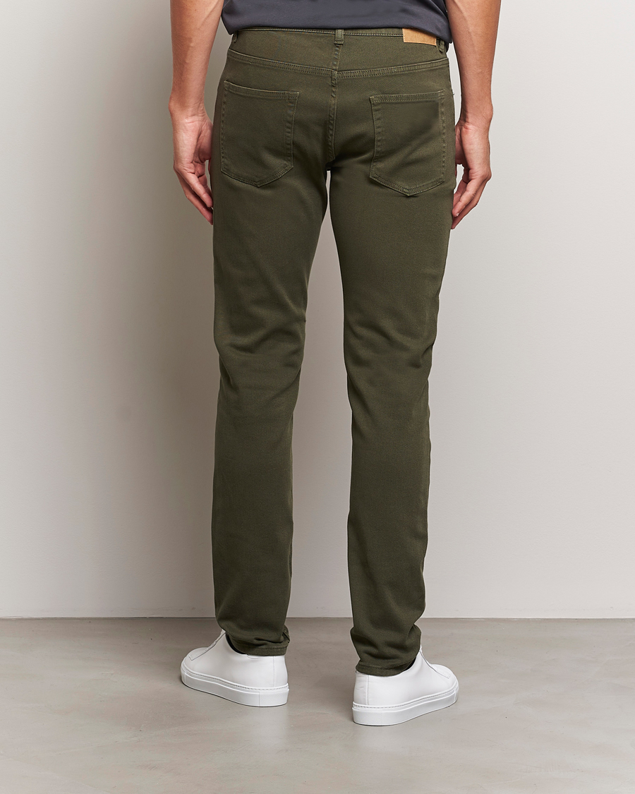 Homme | Pantalons | J.Lindeberg | Jay Solid Twill Stretch Jeans Forest Green