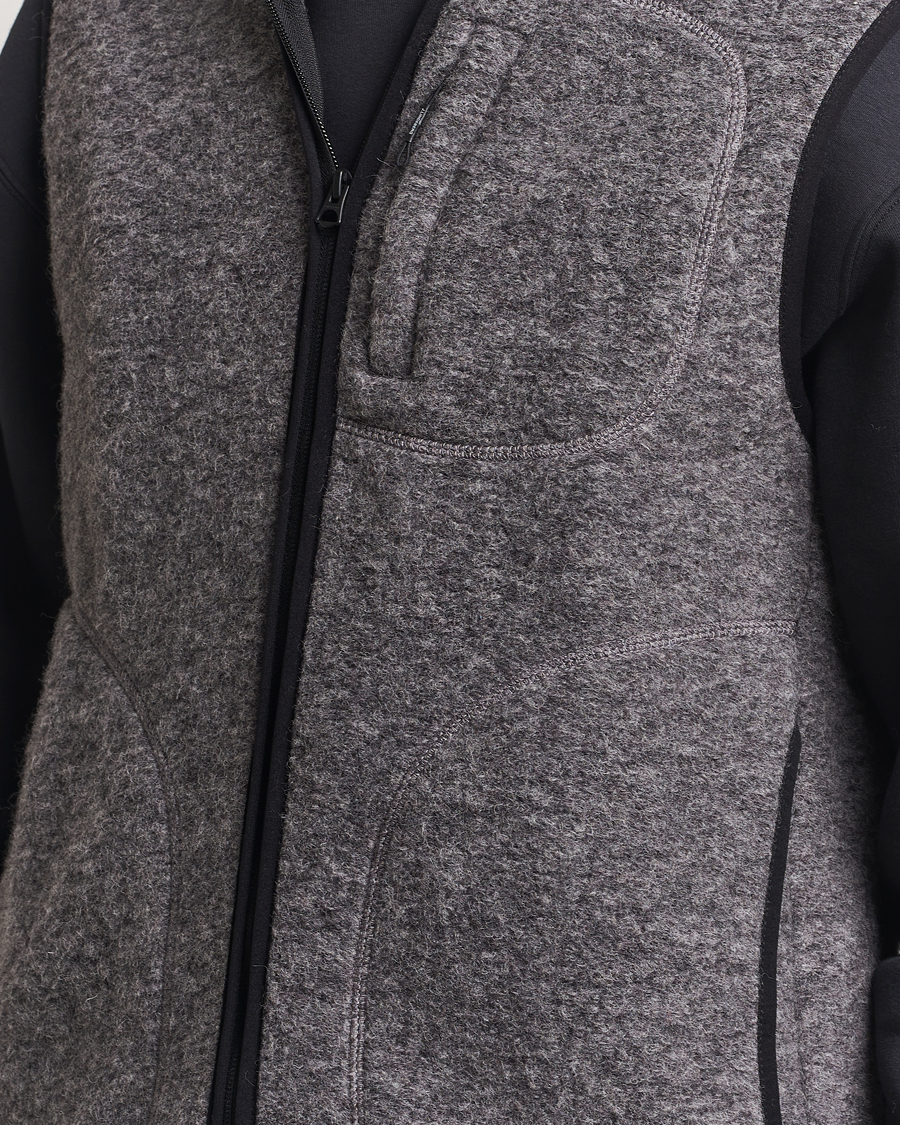 Homme | Gilets | J.Lindeberg | Duncan Wool Fleece Vest Light Grey Melange