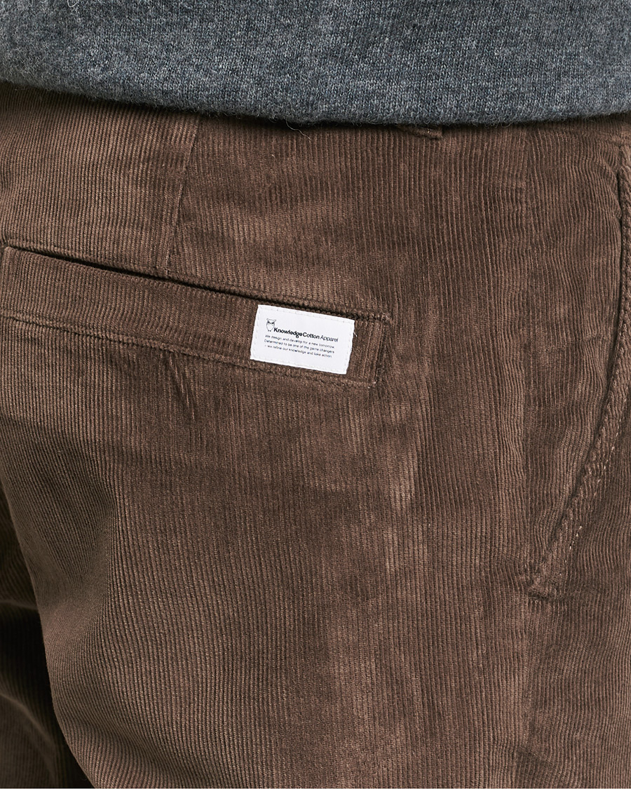 Homme | Pantalons | KnowledgeCotton Apparel | Chuck Regular Cord Trousers Chocolate