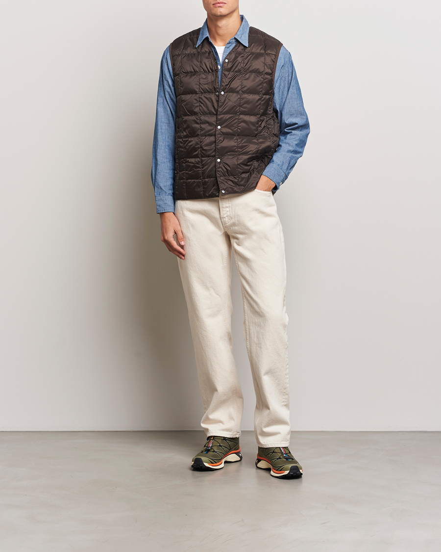 Homme | Manteaux Et Vestes | TAION | V-Neck Lightweight Down Vest Dark Choco