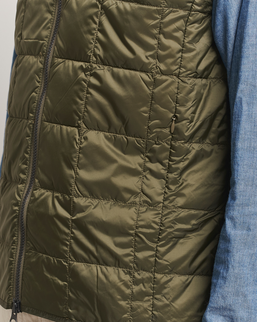 Homme | Manteaux Et Vestes | TAION | High Neck Full Zip Lightweight Down Vest Dark Olive