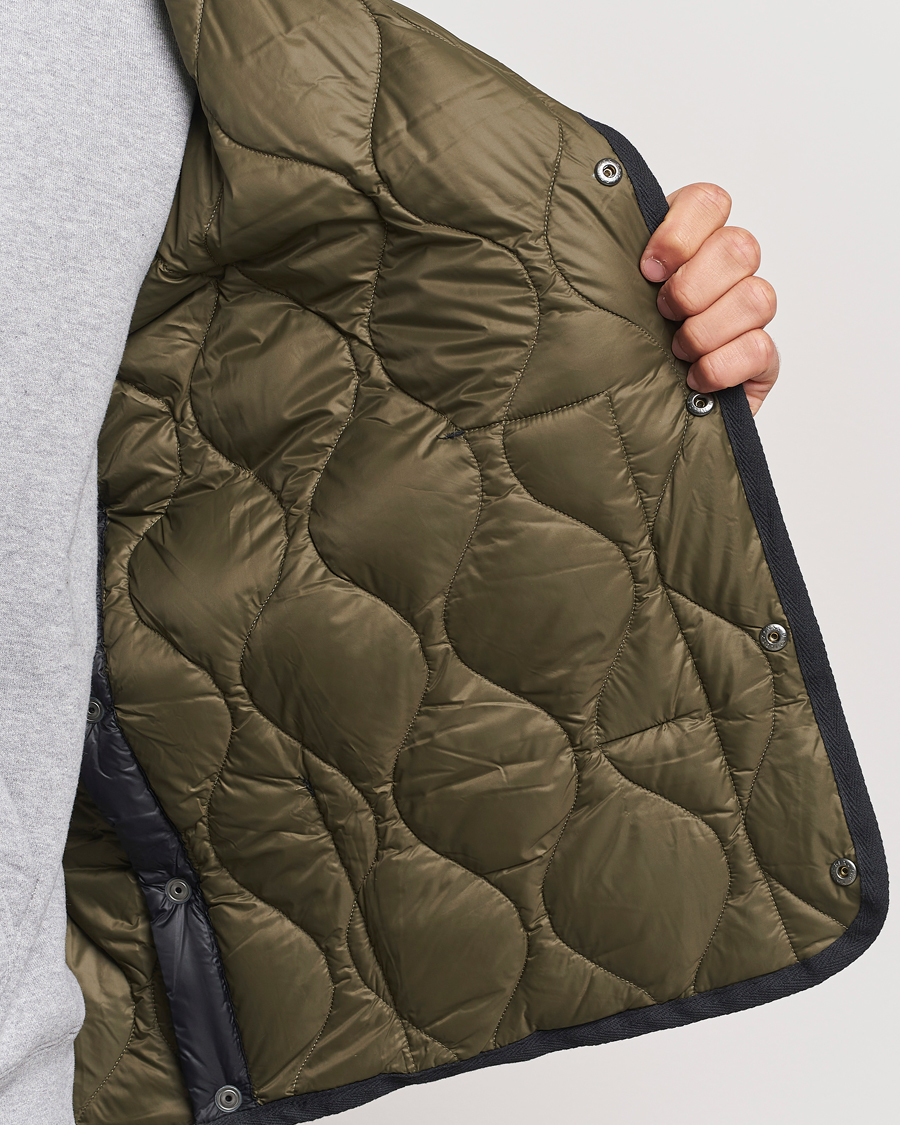 Homme | Manteaux Et Vestes | TAION | Military Crew Neck Down Vest Black