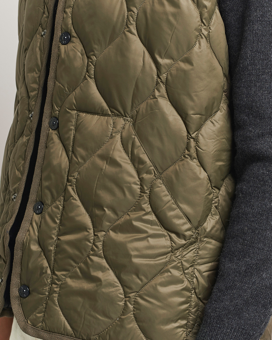 Homme | Manteaux Et Vestes | TAION | Military Crew Neck Down Vest Dark Olive