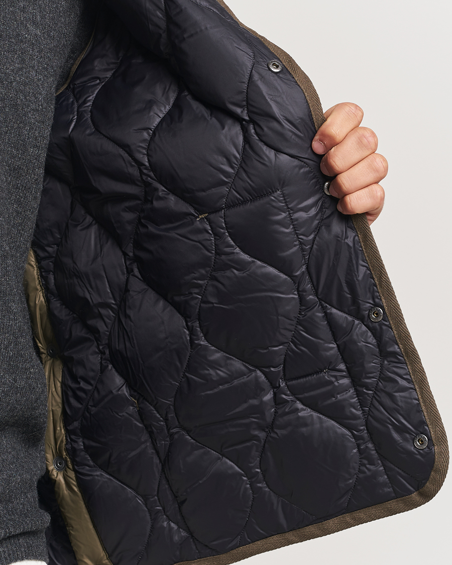 Homme | Manteaux Et Vestes | TAION | Military Crew Neck Down Vest Dark Olive