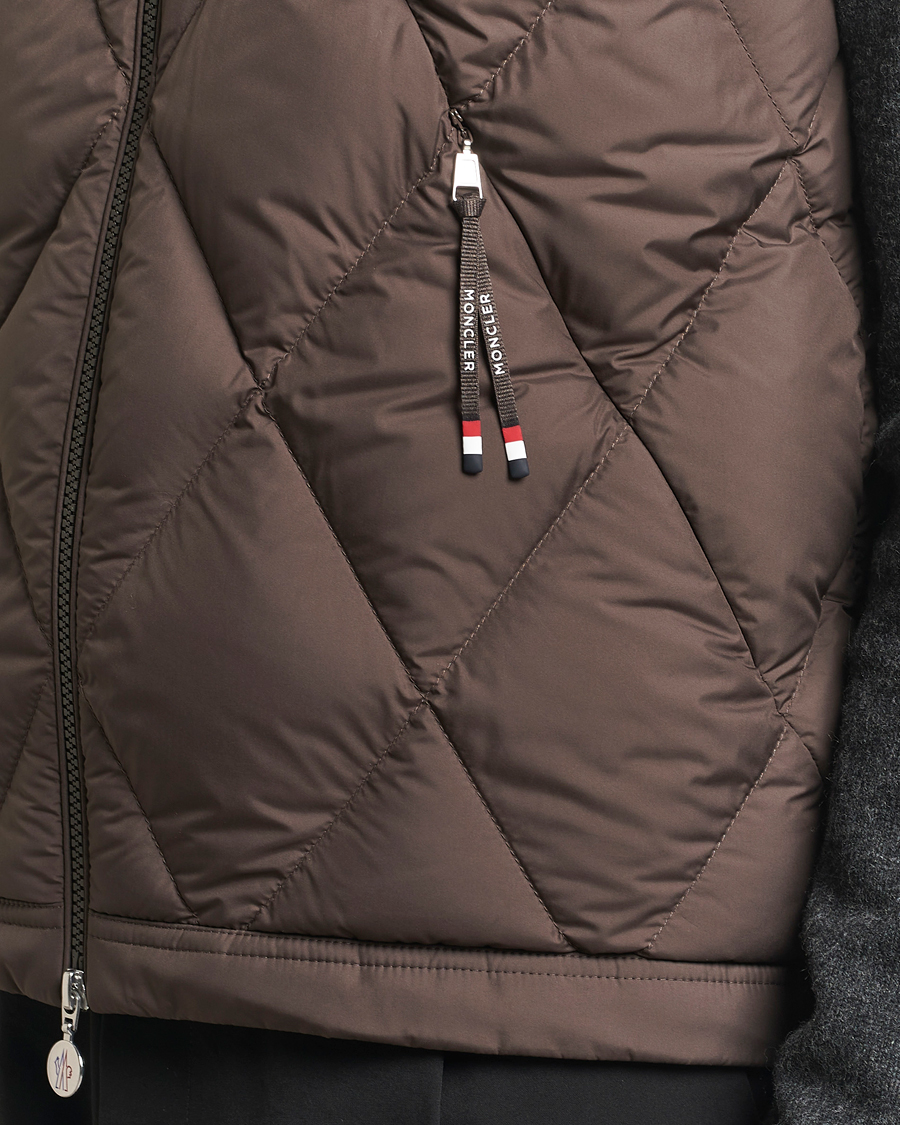 Homme | Manteaux Et Vestes | Moncler | Aroula Quilted Down Vest Dark Brown