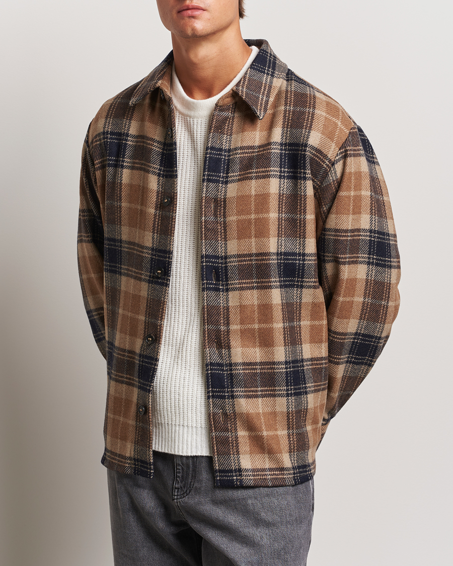 Homme | Chemises | A.P.C. | Bobby Wool Checked Overshirt Beige Check