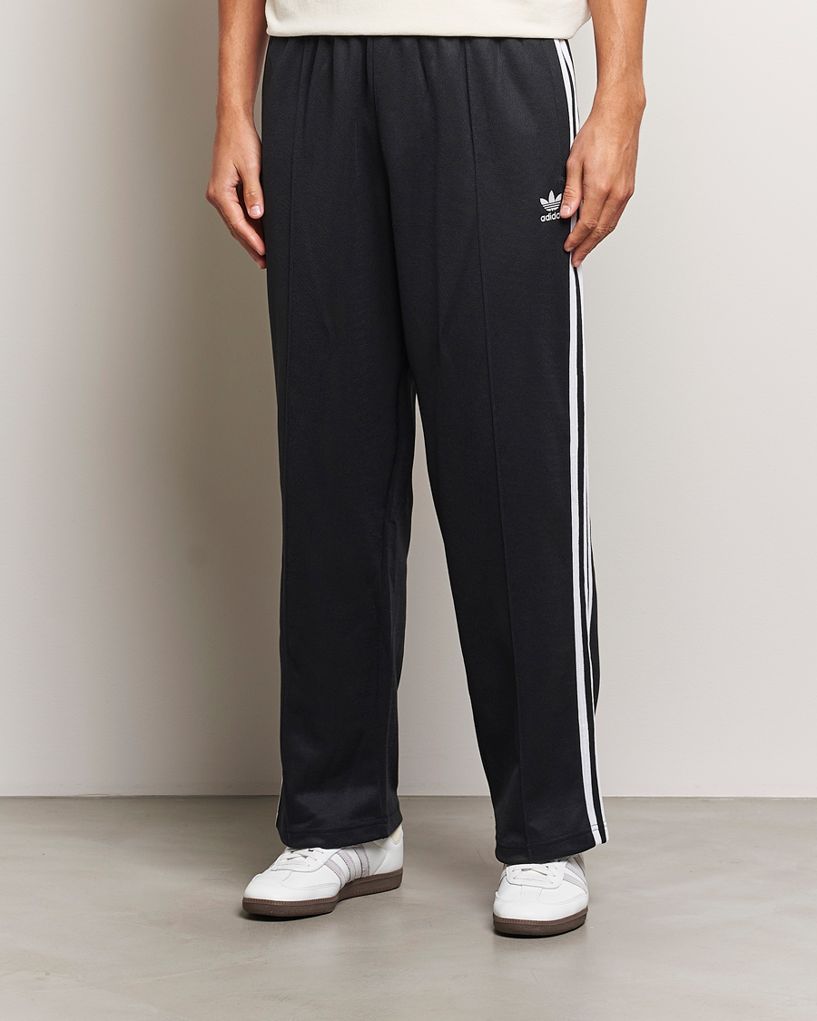 Homme | Pantalons | adidas Originals | Firebird Baggy Pant Black