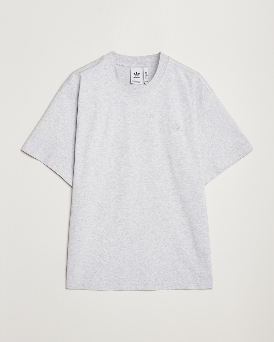 Homme | T-shirts | adidas Originals | Essential Crew Neck T-Shirt Light Grey