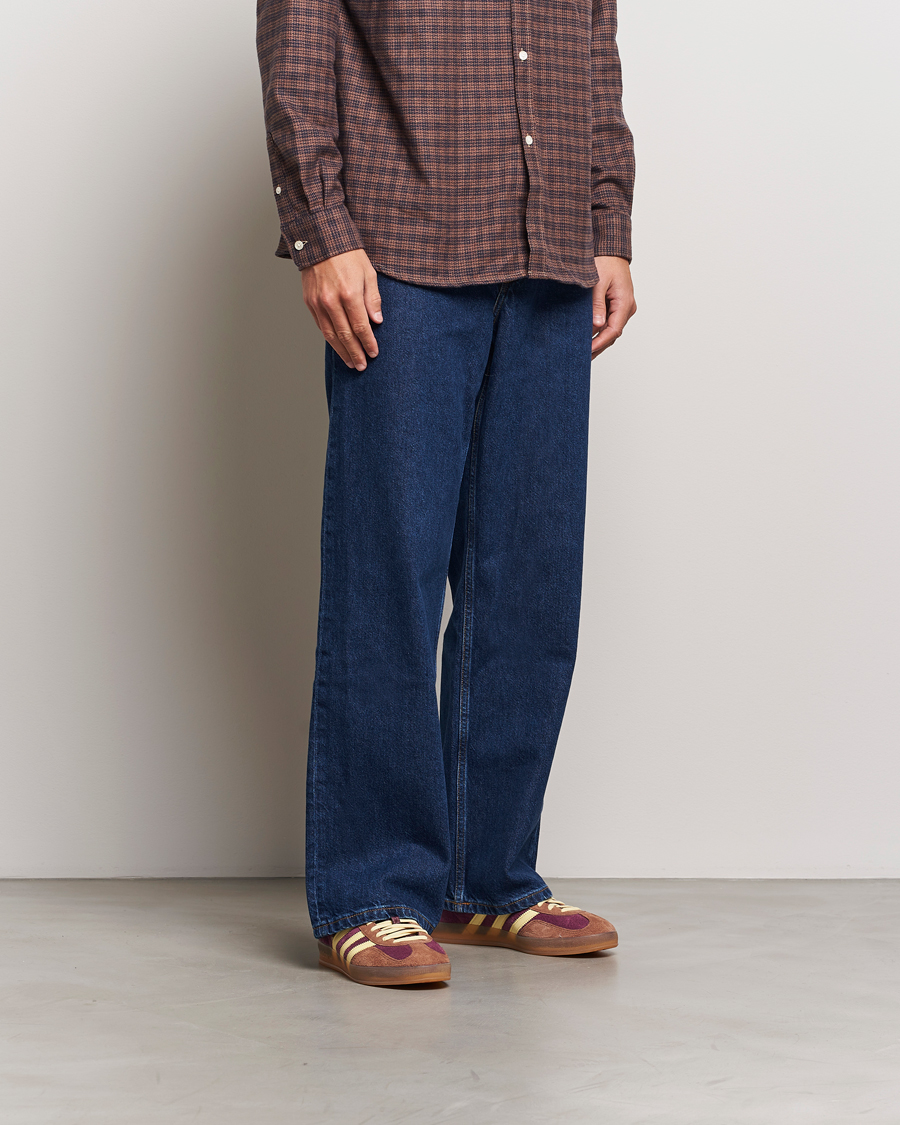 Homme | adidas Originals Gazelle Indoor Two Tone Sneaker Burgundy | adidas Originals | Gazelle Indoor Two Tone Sneaker Burgundy