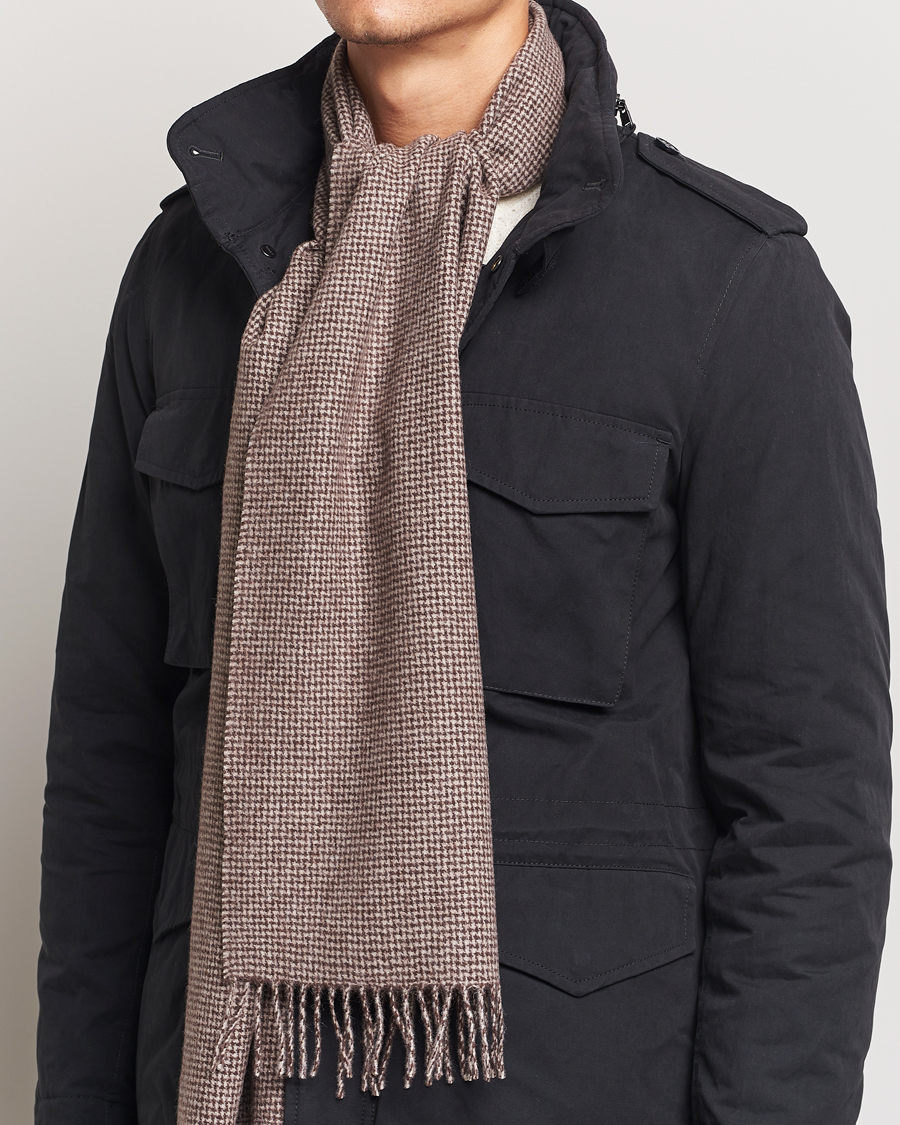 Homme | Amanda Christensen Merino Wool Dogtooth Scarf Beige Melange | Amanda Christensen | Merino Wool Dogtooth Scarf Beige Melange
