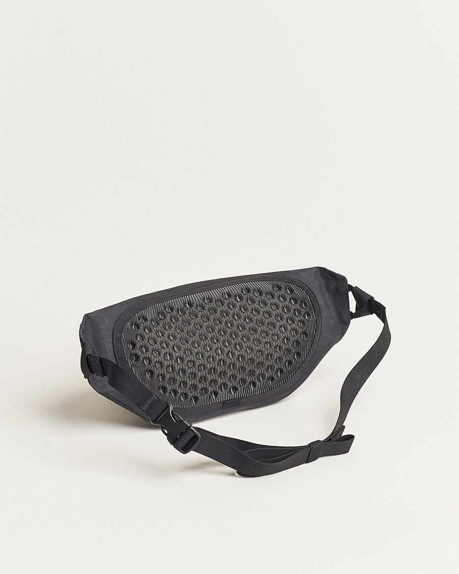 Homme | Arc'teryx Granville Crossbody Bag Black | Arc'teryx | Granville Crossbody Bag Black