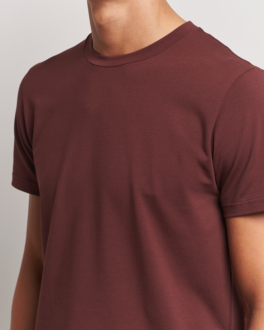Homme | T-shirts | Filippa K | Soft Lycra T-Shirt Mahogany Brown