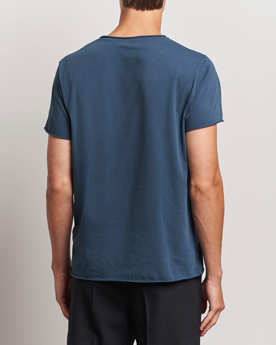 Homme | T-shirts | Filippa K | Roll Neck Crew Neck T-Shirt Dawn Blue