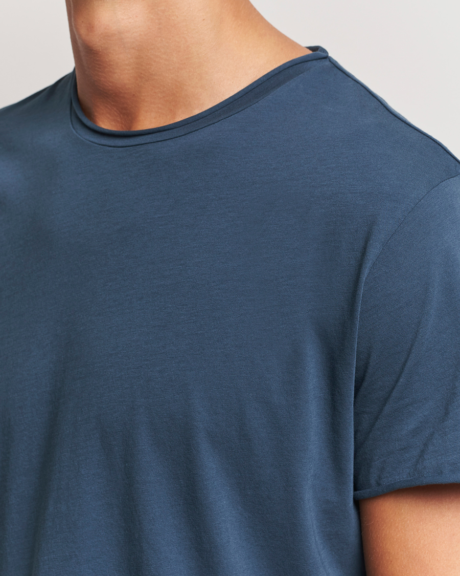 Homme | T-shirts | Filippa K | Roll Neck Crew Neck T-Shirt Dawn Blue