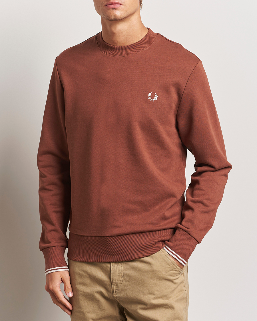 Homme | Pulls Et Tricots | Fred Perry | Crew Neck Sweatshirt Whiskey Brown