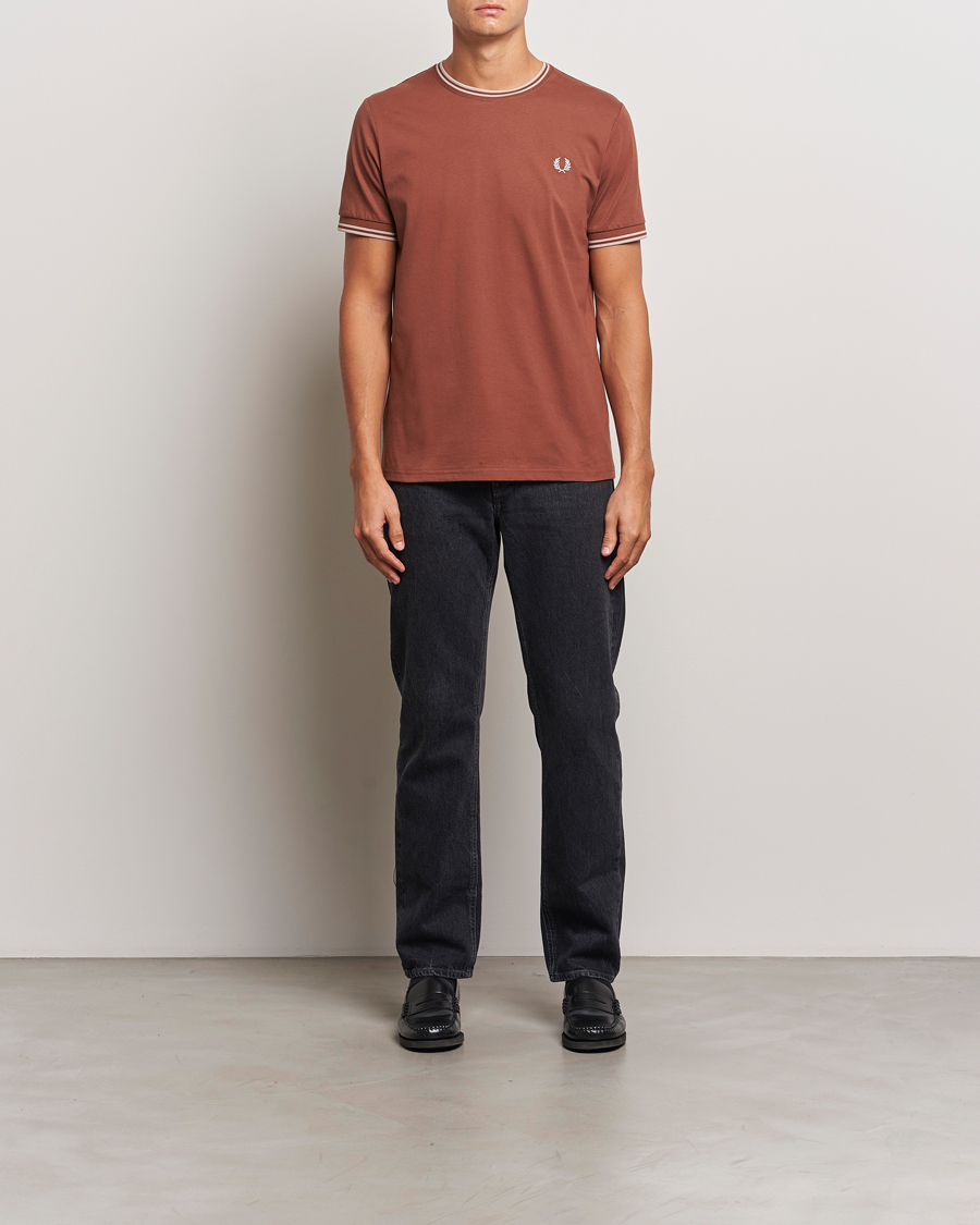 Homme | T-shirts | Fred Perry | Twin Tipped T-Shirt Whiskey Brown