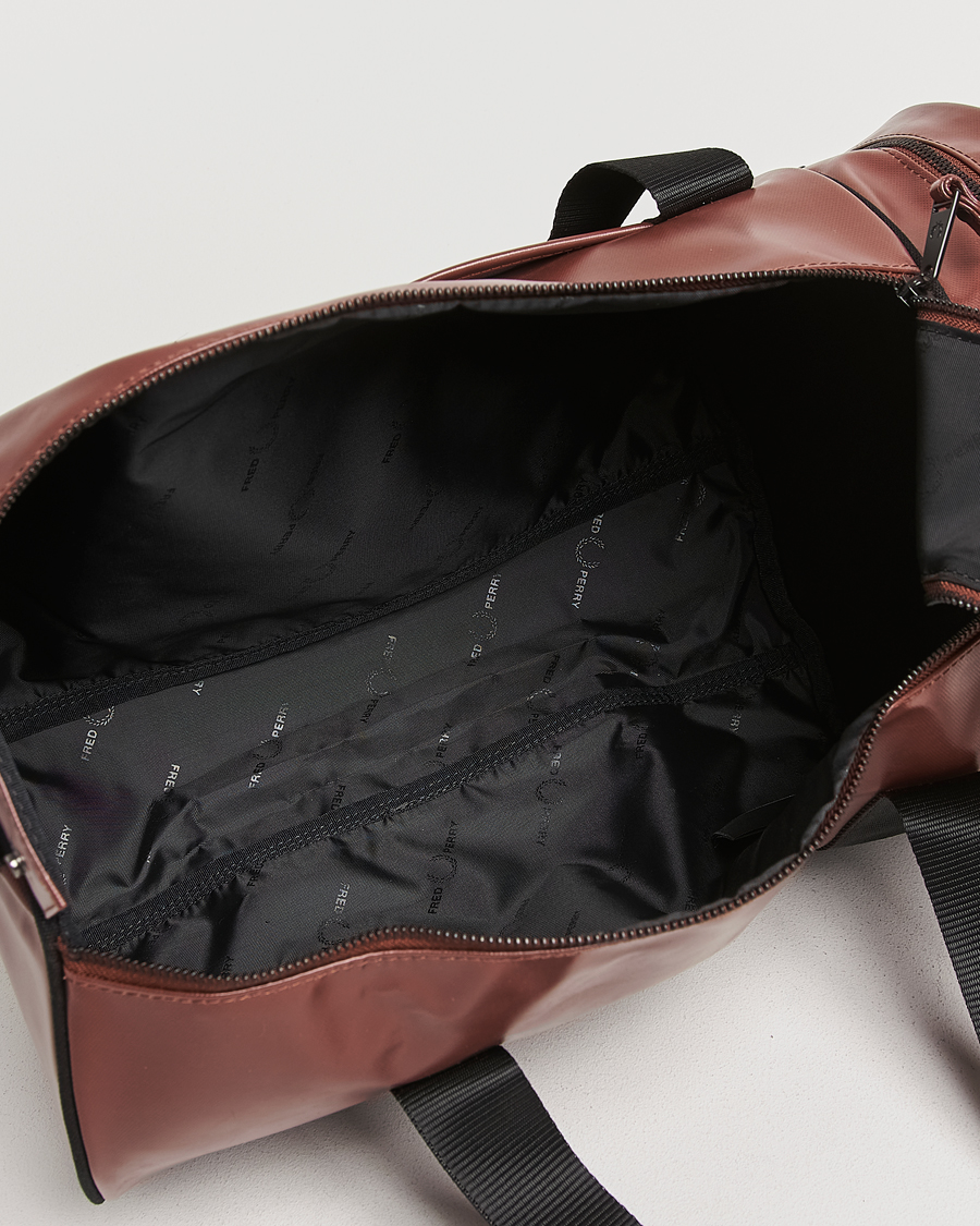 Homme | Fred Perry Tonal Classic Barrel Bag Whiskey Brown | Fred Perry | Tonal Classic Barrel Bag Whiskey Brown