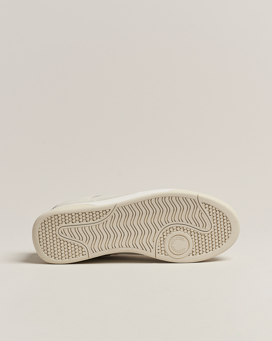 Homme | Fred Perry B300 Textured Leather Sneaker White | Fred Perry | B300 Textured Leather Sneaker White