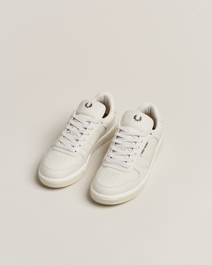 Homme | Fred Perry B300 Textured Leather Sneaker White | Fred Perry | B300 Textured Leather Sneaker White