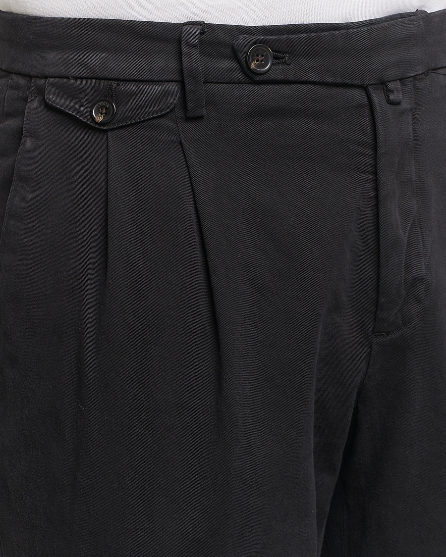 Homme | Pantalons | Briglia 1949 | Easy Fit Pleated Cotton Stretch Chino Black