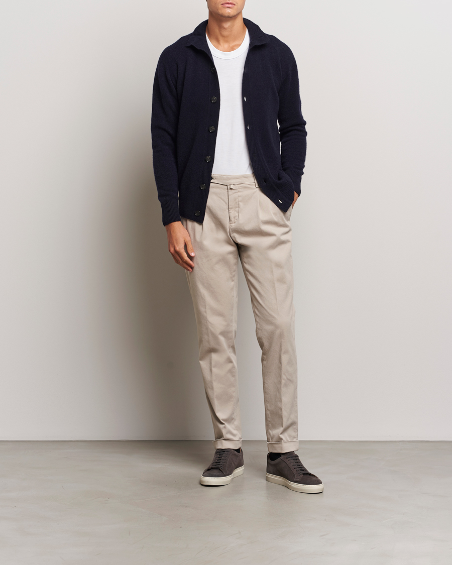 Homme | Pantalons | Briglia 1949 | Easy Fit Pleated Cotton Stretch Chino Beige