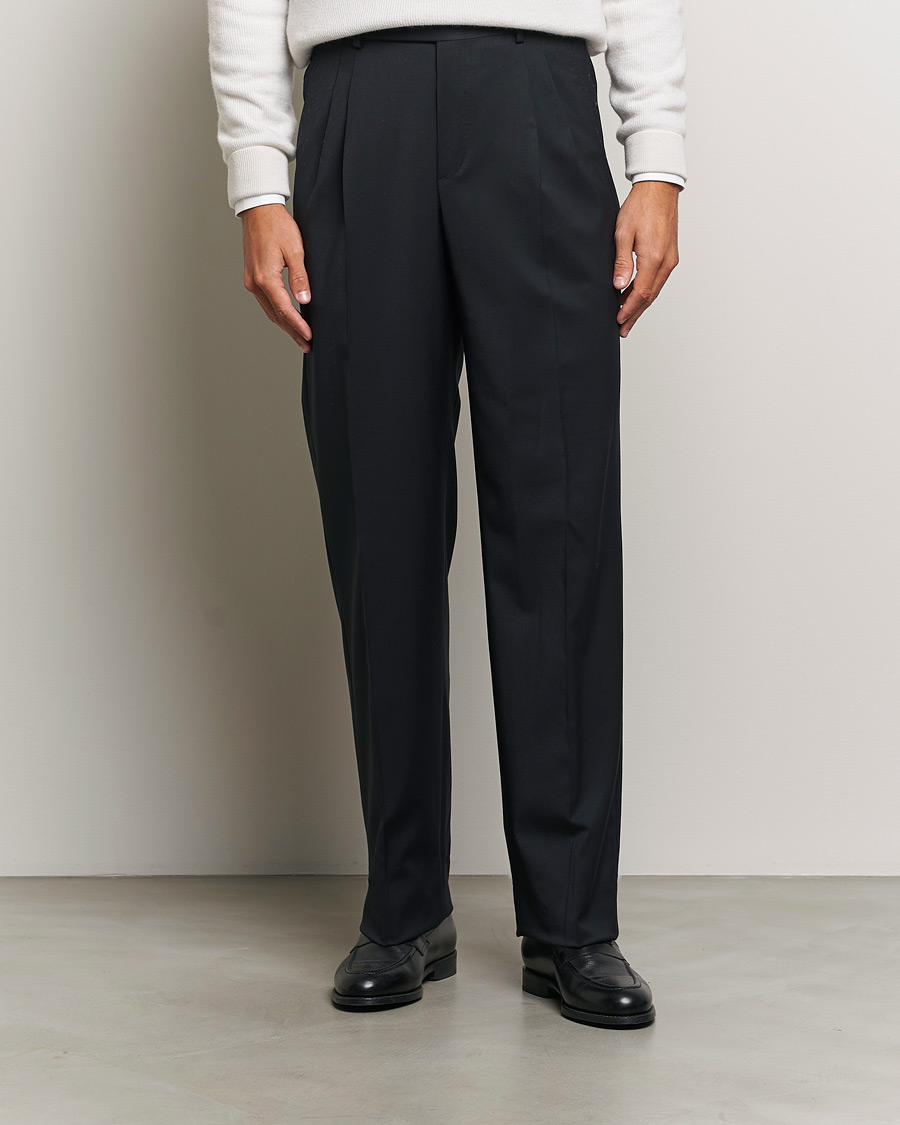Homme | Pantalons | Brioni | Pleated Wool Trousers Navy
