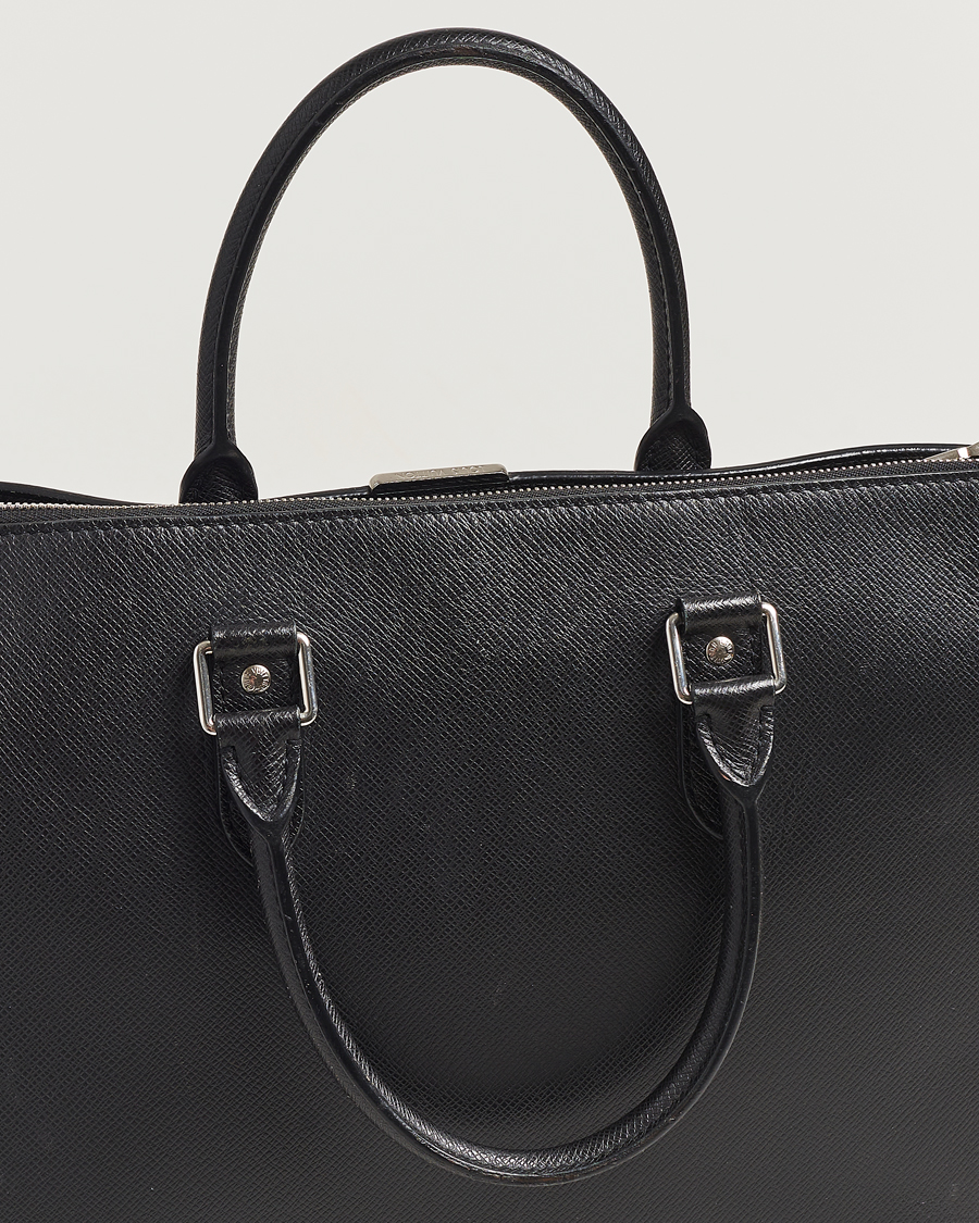 Homme | Louis Vuitton Pre-Owned Anton Brief Taiga Noir Silver | Louis Vuitton Pre-Owned | Anton Brief Taiga Noir Silver