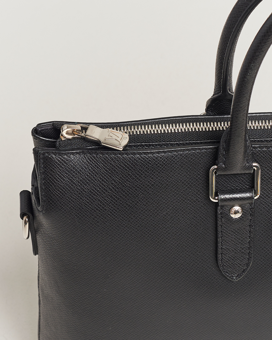 Homme | Louis Vuitton Pre-Owned Anton Brief Taiga Noir Silver | Louis Vuitton Pre-Owned | Anton Brief Taiga Noir Silver