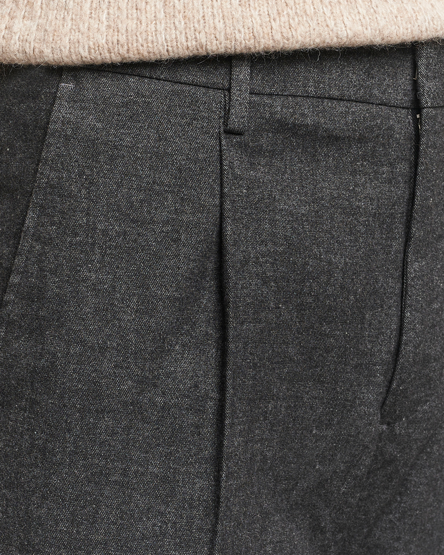 Homme | Pantalons | NN07 | Bill Pleated Brushed Cotton Trousers Black Melange