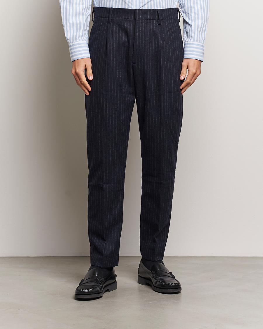 Homme | Pantalons | NN07 | Bill Wool Pleated Trousers Navy Blue Pinstripe