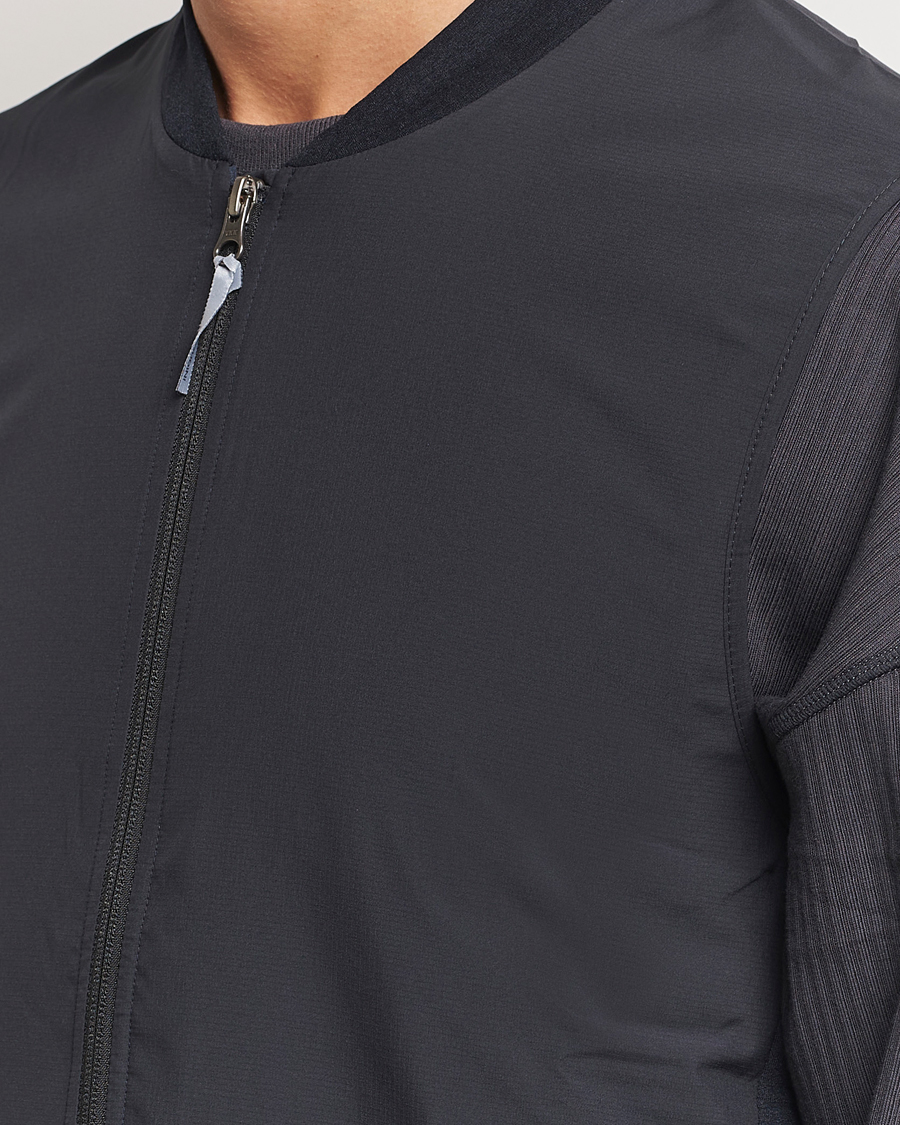 Homme | Pulls Et Tricots | Houdini | Moonwalk Mid Layer Vest True Black