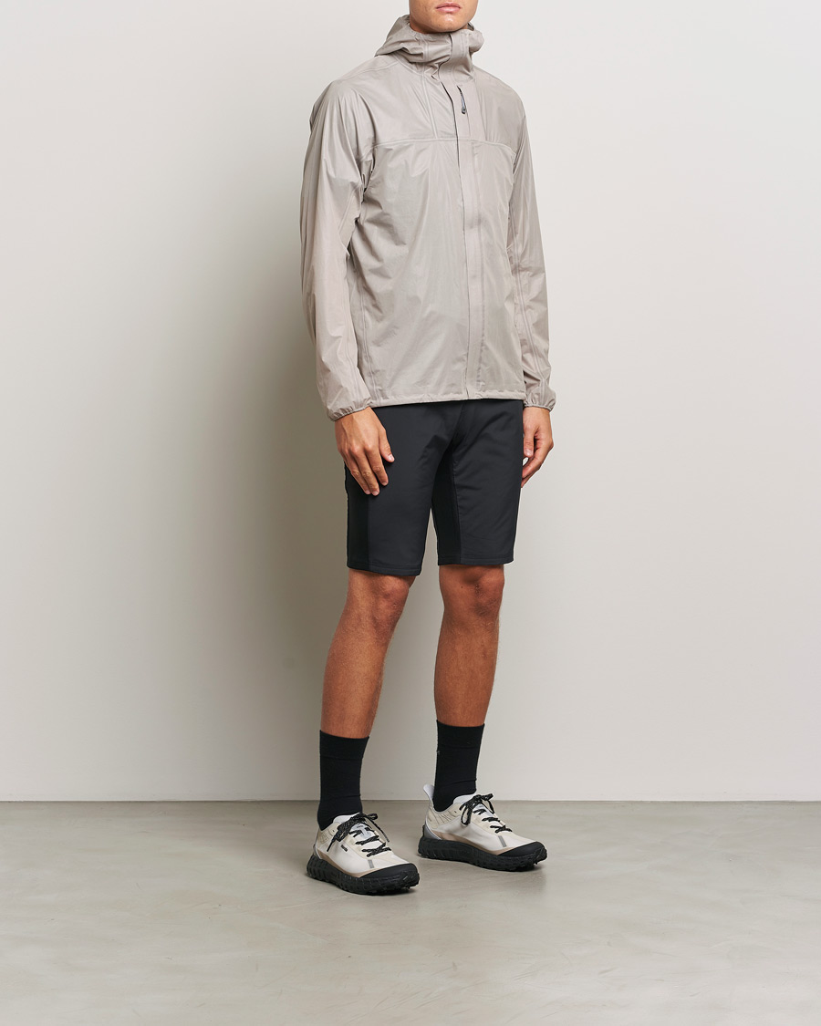 Homme | Shorts | Houdini | Moonwalk Primaloft Padded Shorts True Black