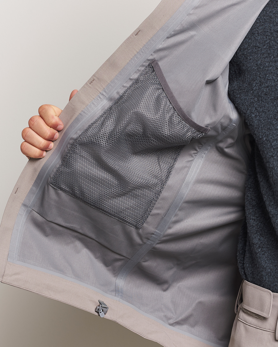 Homme | Manteaux Et Vestes | Houdini | Five To Nine Waterproof Shell Jacket Morning Haze