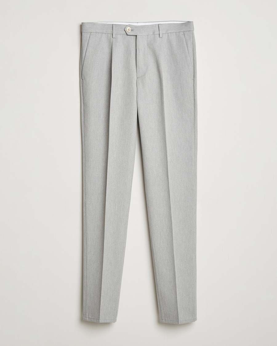 Homme | Pantalons | Brunello Cucinelli | Slim Fit Pleated Wool Trousers Light Grey