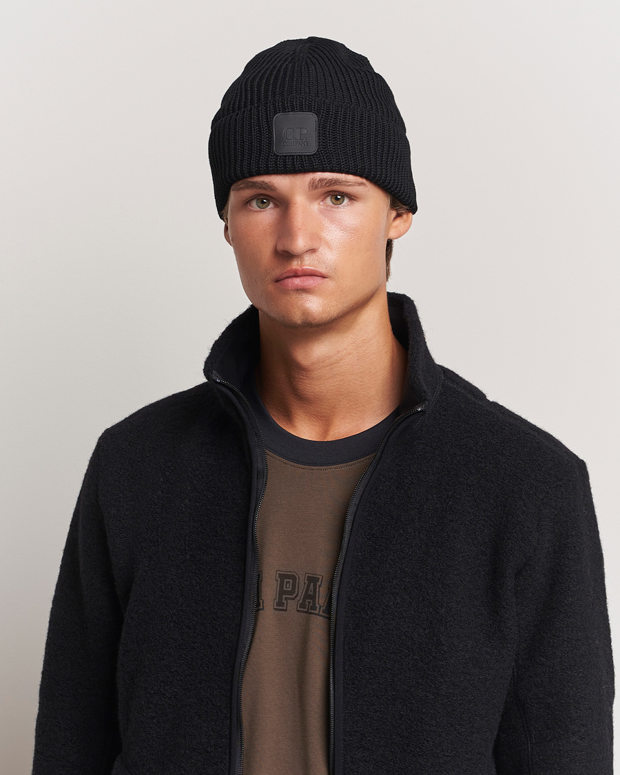Homme | C.P. Company Metropolis Knitted Logo Beanie Black | C.P. Company | Metropolis Knitted Logo Beanie Black
