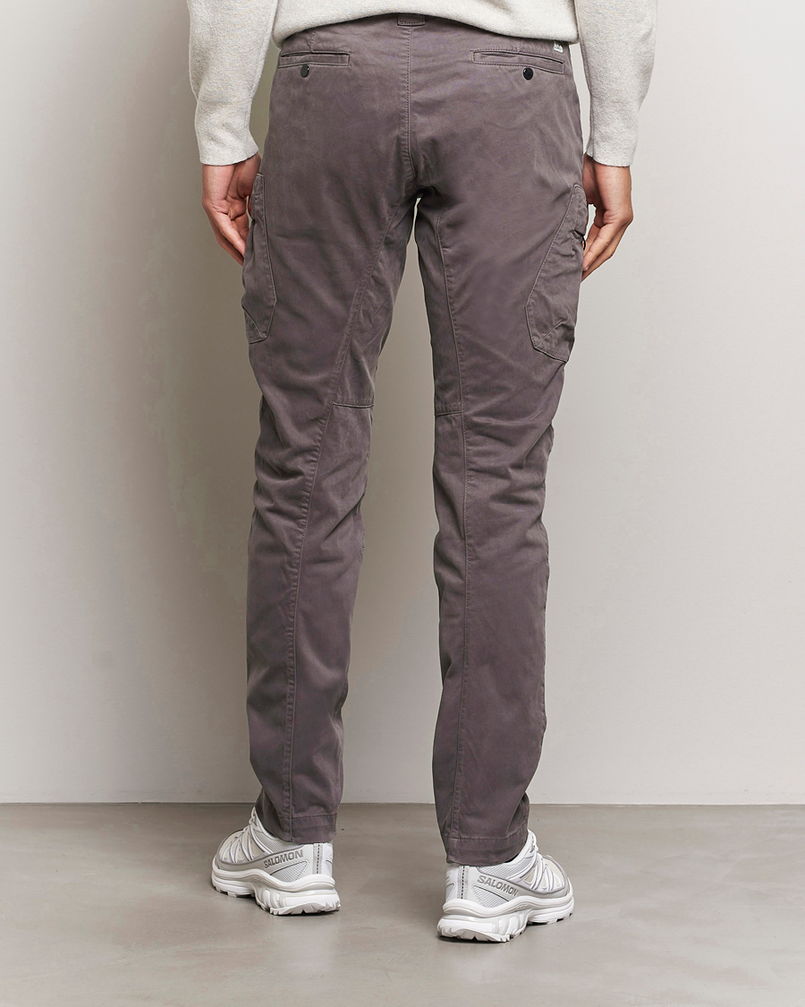 Homme | Pantalons | C.P. Company | Stretch Satin Lens Cargo Pants Dark Grey