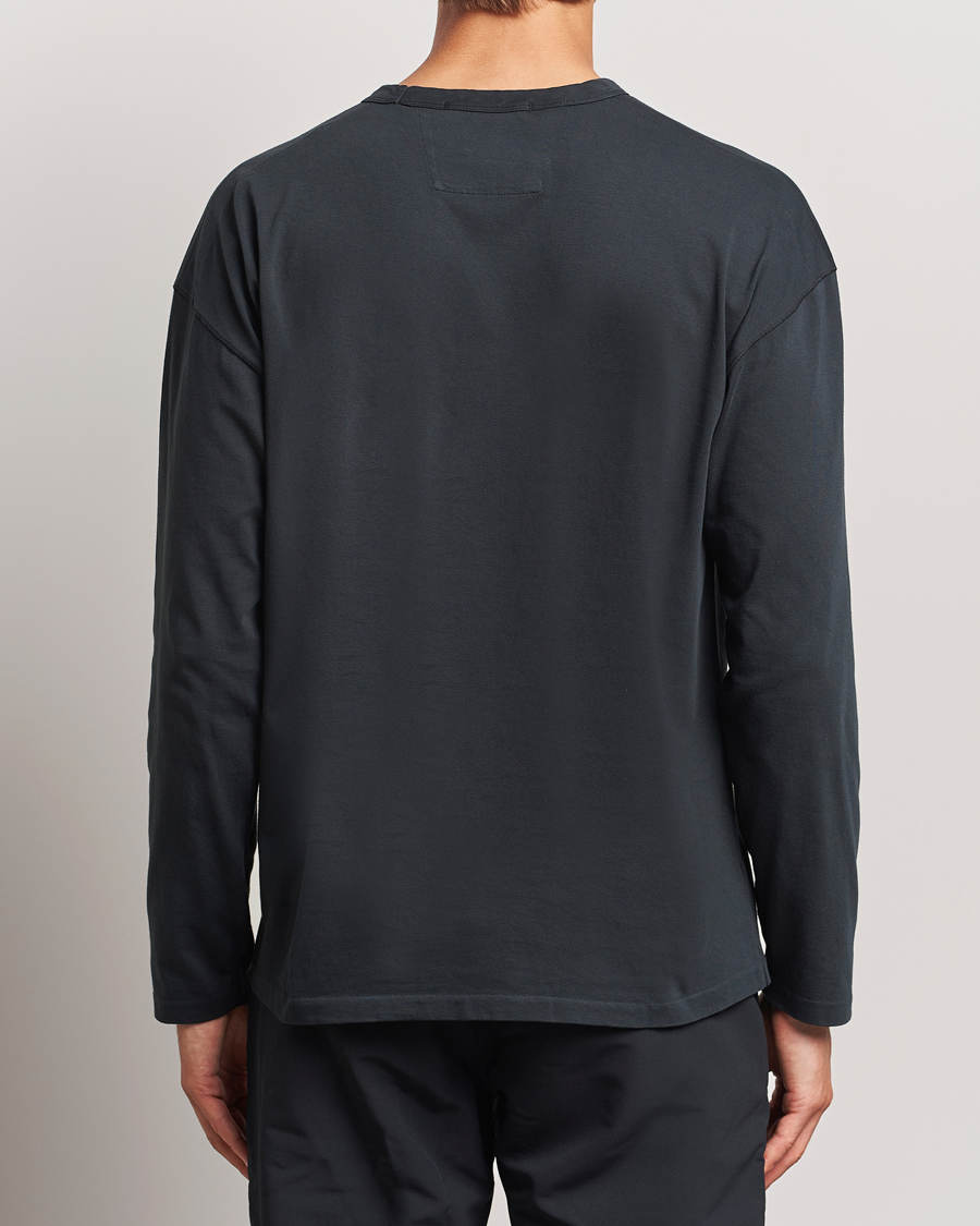 Homme | T-shirts | C.P. Company | Box Fit Tonal Logo Long Sleeve T-shirt Washed Black