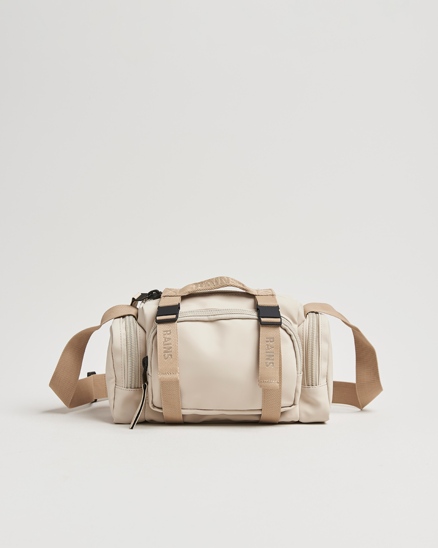 Homme | RAINS Trail Crossbody Bag Dune | RAINS | Trail Crossbody Bag Dune