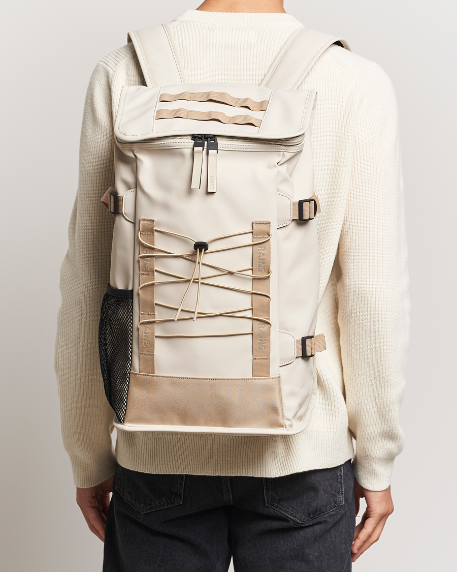 Homme | RAINS Trail Mountaineer Backpack Dune | RAINS | Trail Mountaineer Backpack Dune