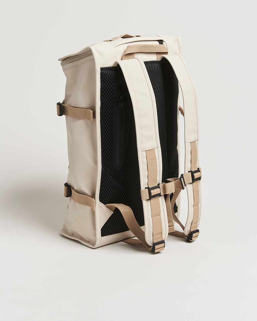 Homme | RAINS Trail Mountaineer Backpack Dune | RAINS | Trail Mountaineer Backpack Dune