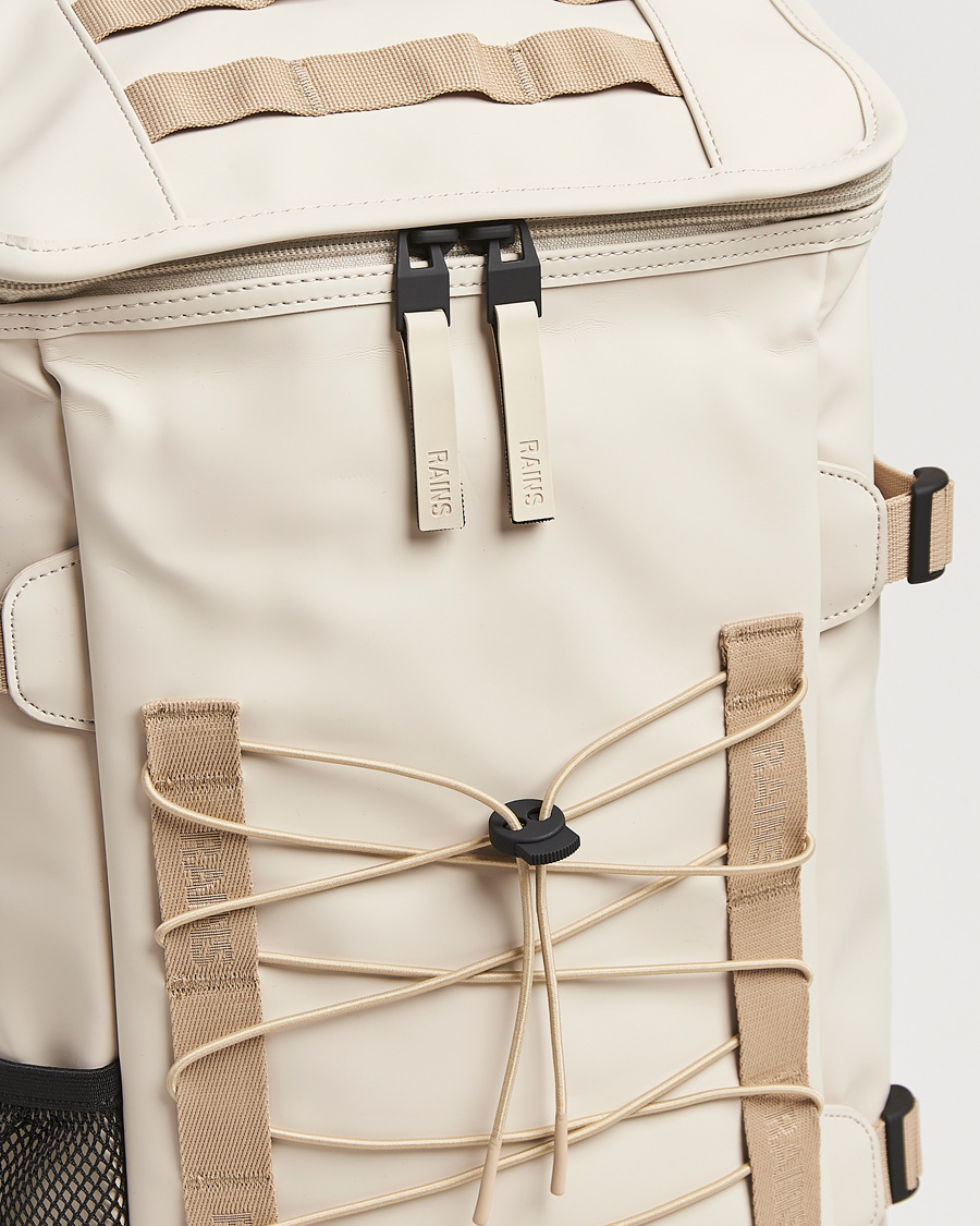 Homme | RAINS Trail Mountaineer Backpack Dune | RAINS | Trail Mountaineer Backpack Dune