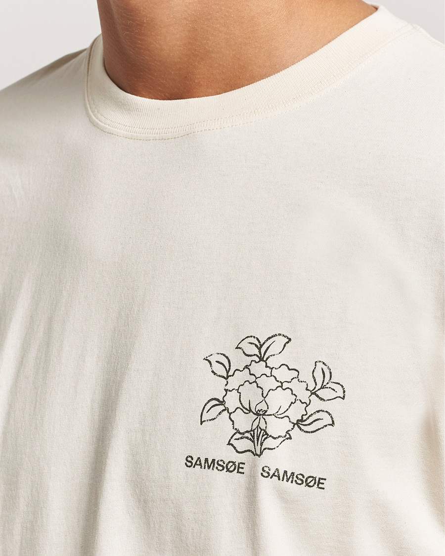 Homme | T-shirts | Samsøe Samsøe | Poetry Printed T-Shirt Neutral Lotus