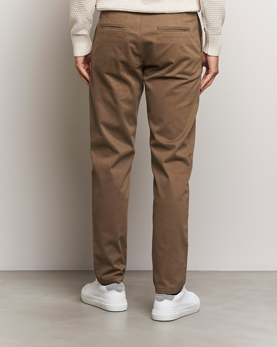 Homme | Pantalons | Tiger of Sweden | Caidon Cotton Chinos October Sage