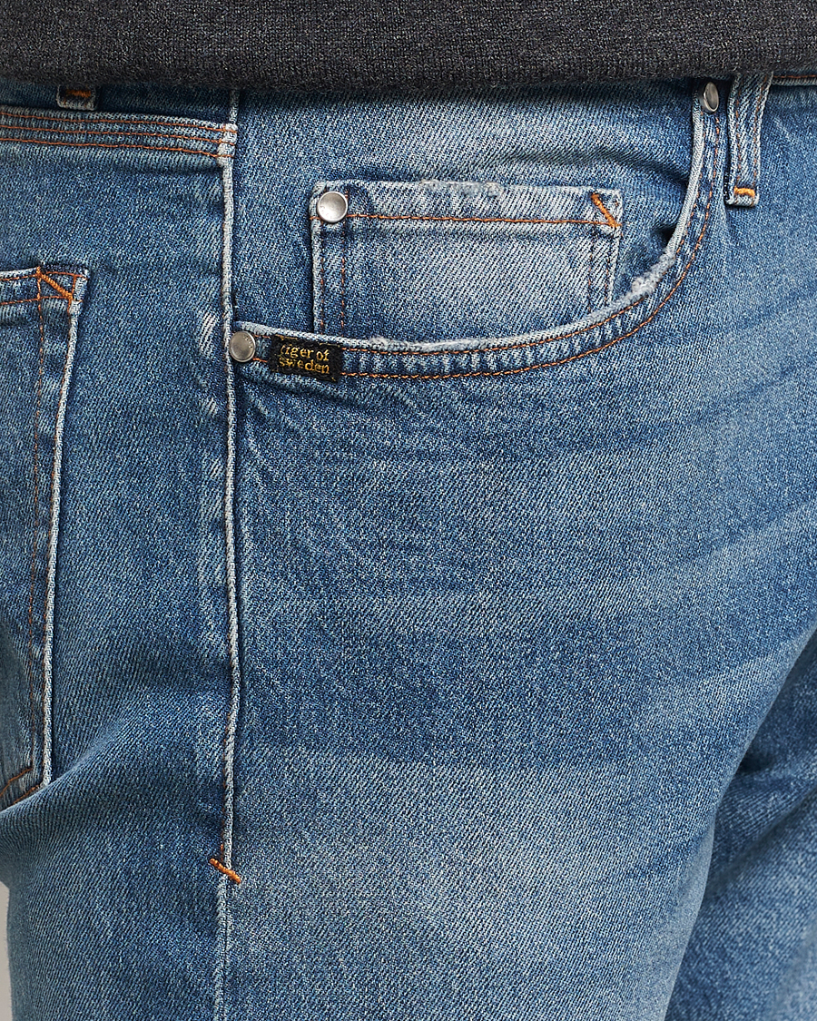Homme | Jeans | Tiger of Sweden | Pistolero Stretch Cotton Jeans Medium Blue