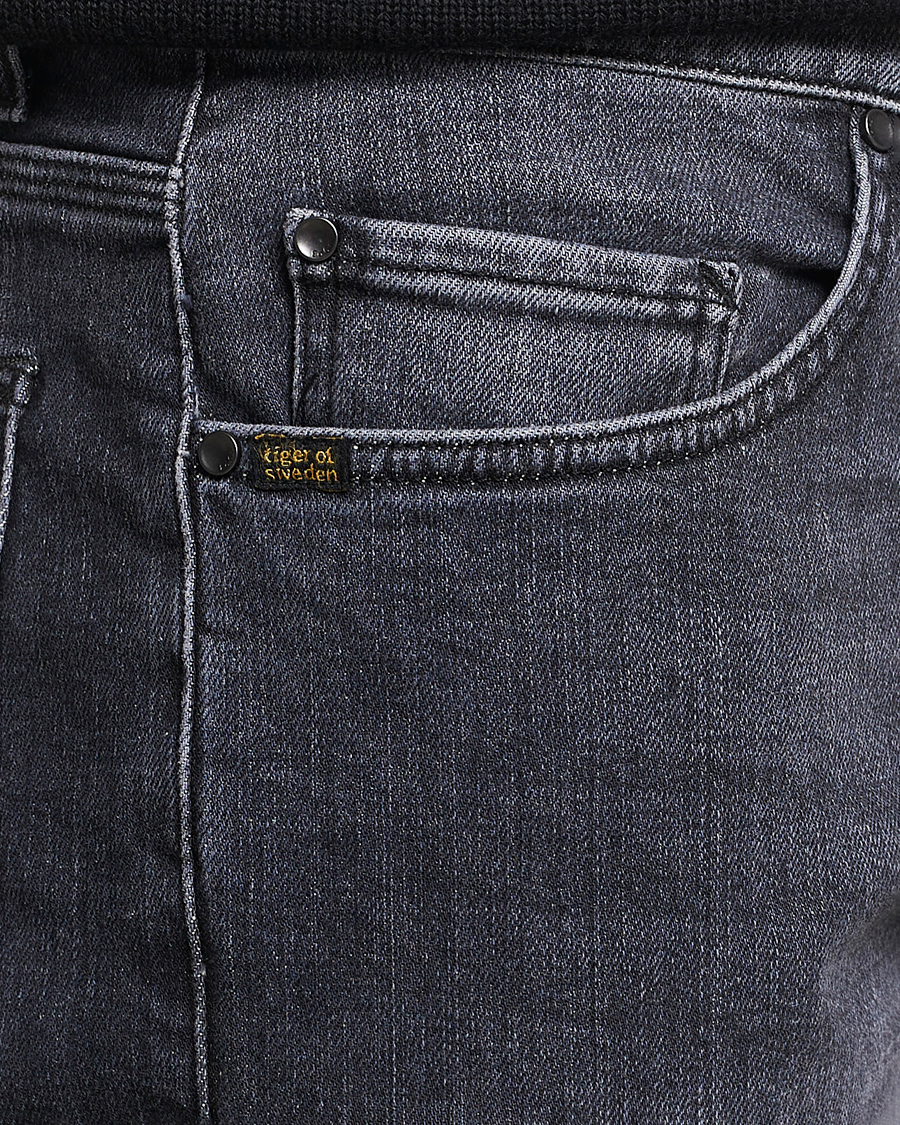 Homme | Jeans | Tiger of Sweden | Pistolero Stretch Cotton Jeans Washed Black