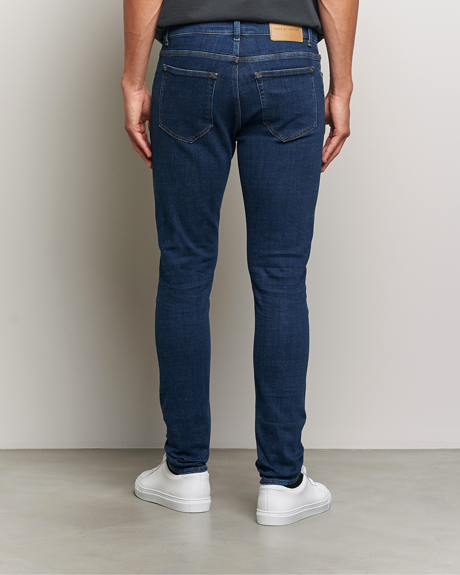 Homme | Jeans | Tiger of Sweden | Evolve Stretch Cotton Jeans Medium Blue