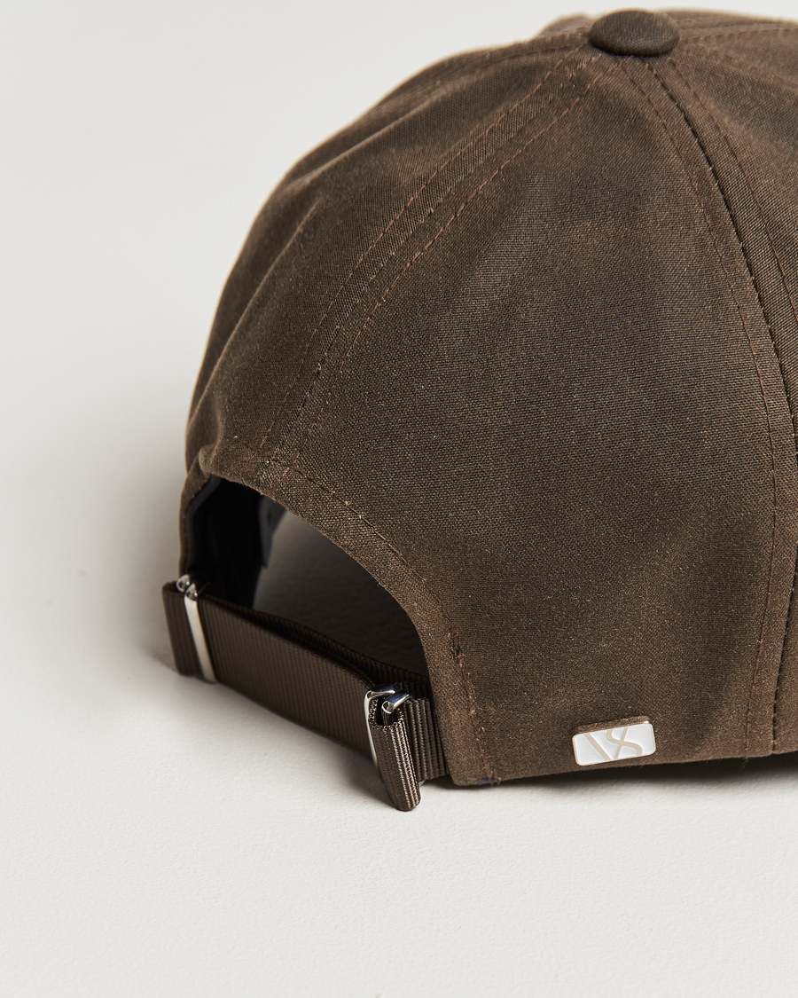 Homme | Varsity Headwear Oilskin Baseball Cap Chestnut Brown | Varsity Headwear | Oilskin Baseball Cap Chestnut Brown