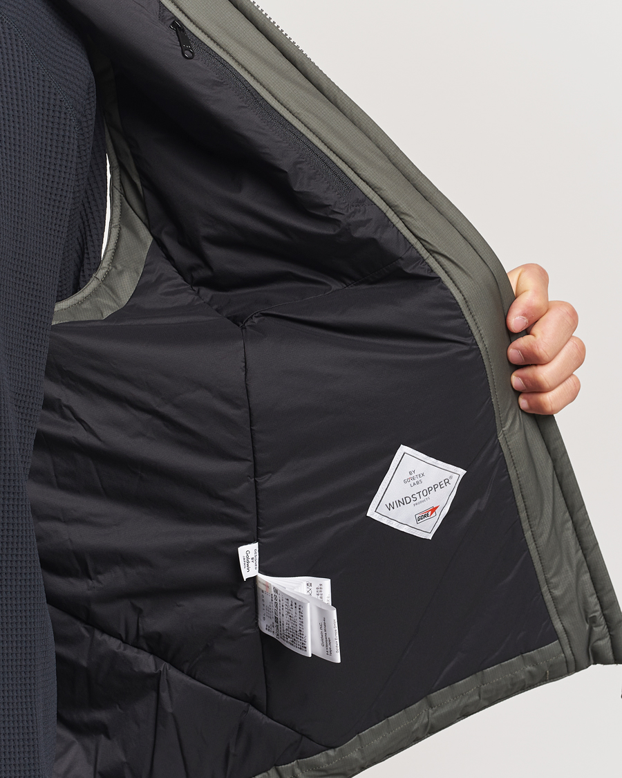 Homme | Manteaux Et Vestes | Goldwin | GORE-TEX Windstopper Puffy Vest Dark Olive