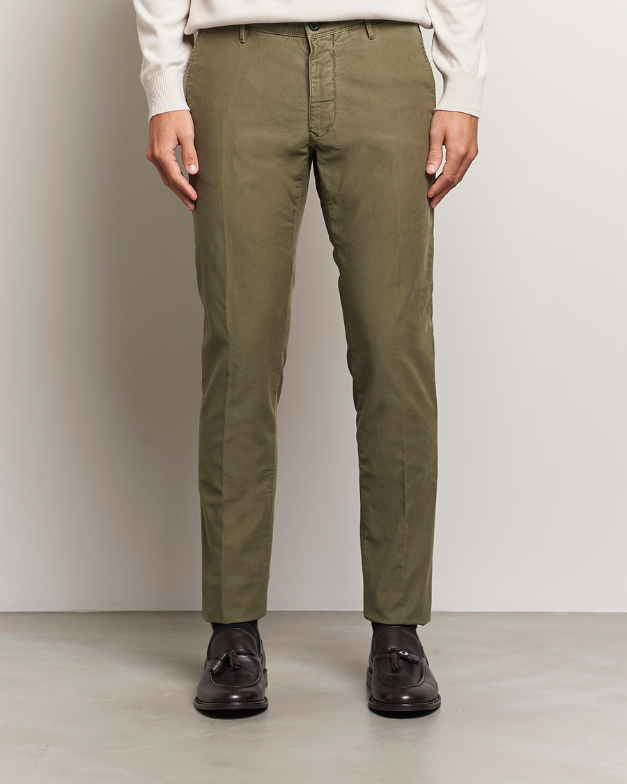 Homme | Pantalons | Incotex | Slim Fit Garment Dyed Slacks Dark Green